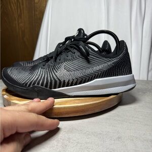 Nike Kobe KB Mentality 2 Men’s Size 11.5  Black Grey Sneakers 818952-001